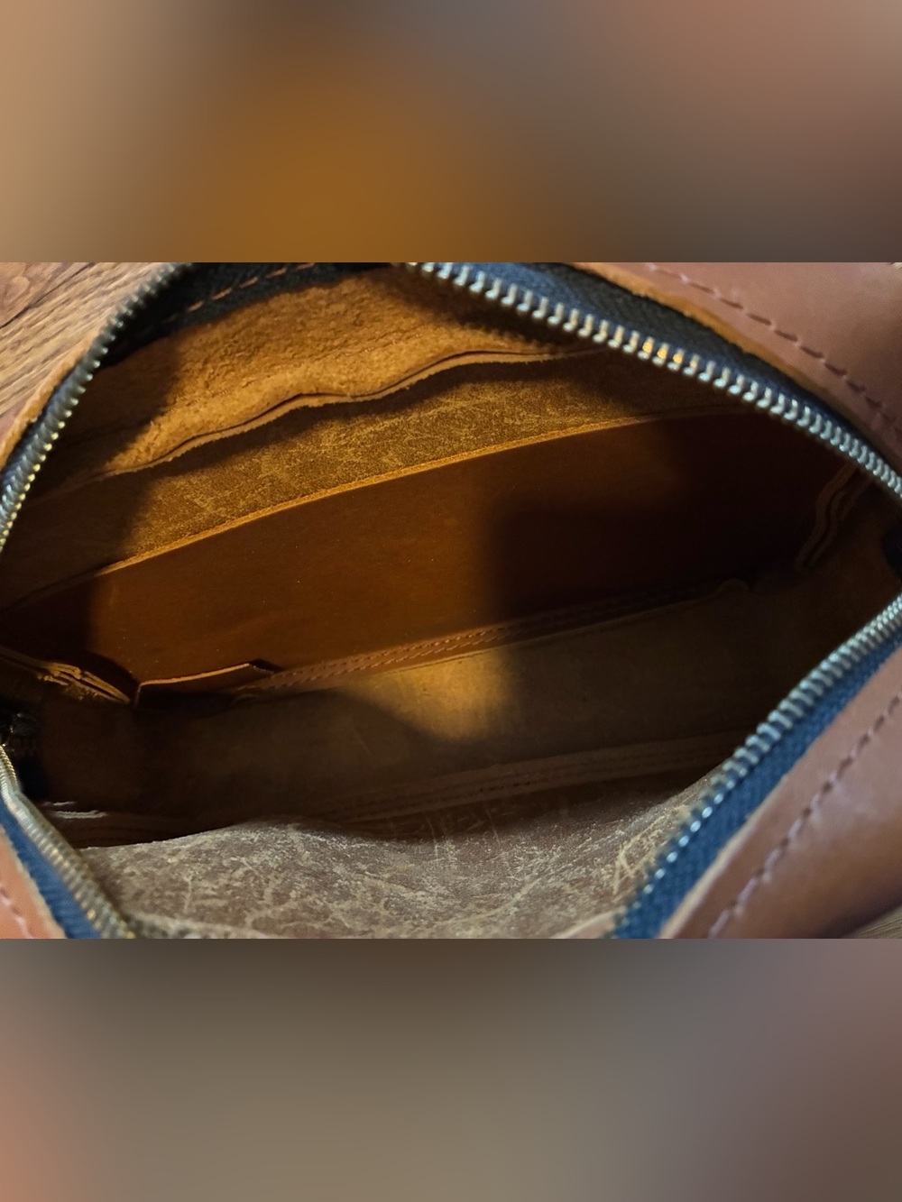 Portland Leather Goods “Large” Camera Bag Purse in “Honey” - Picture 8 of 8